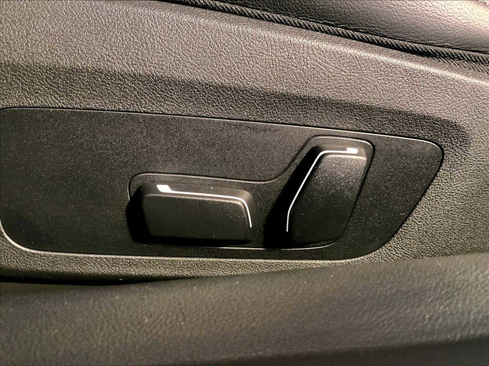 Used 2024 BMW 230i xDrive Coupe w/ Convenience Package image 38