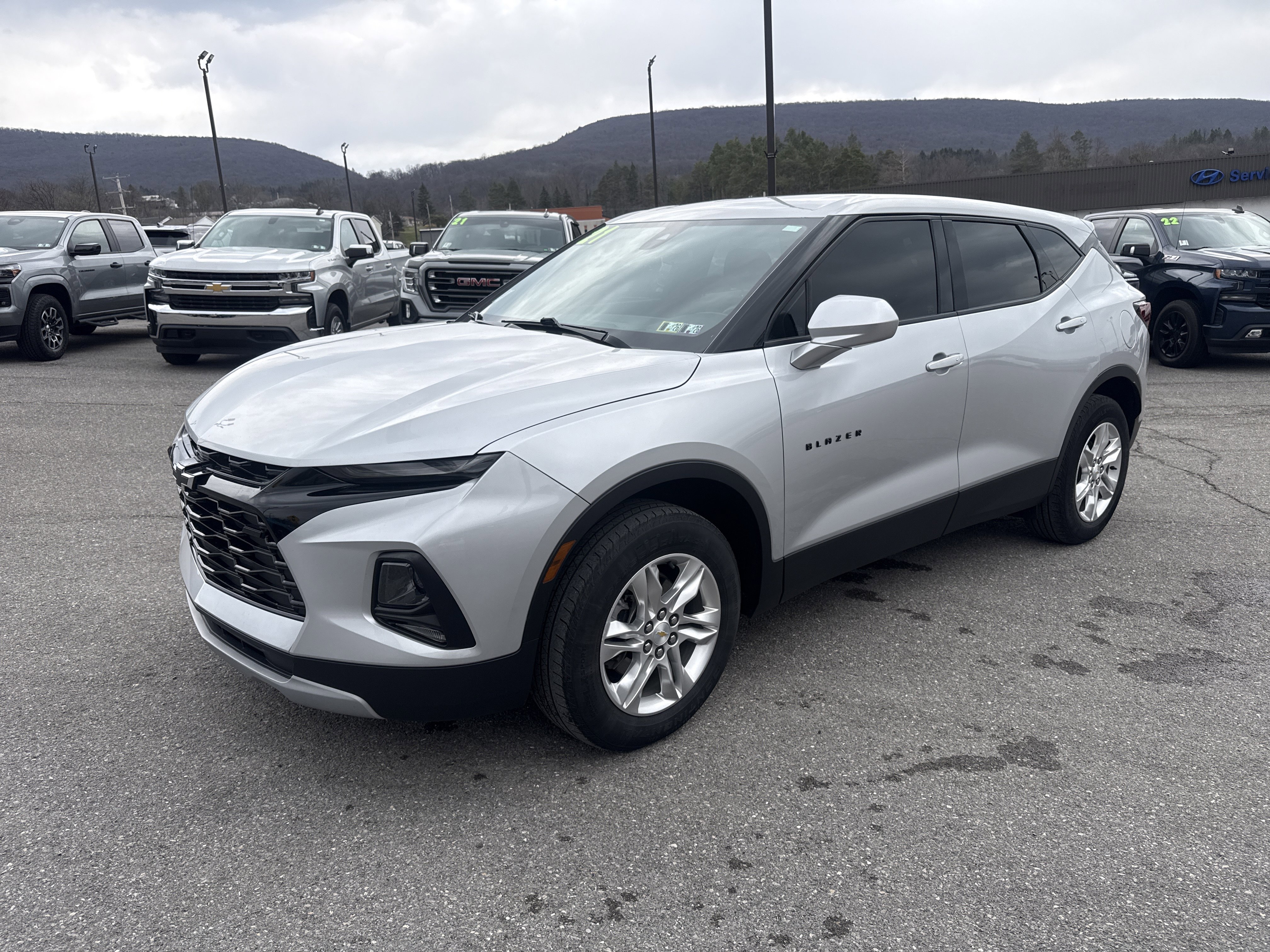 Used 2021 Chevrolet Blazer LT w/ LPO, Black Accent Package image 8