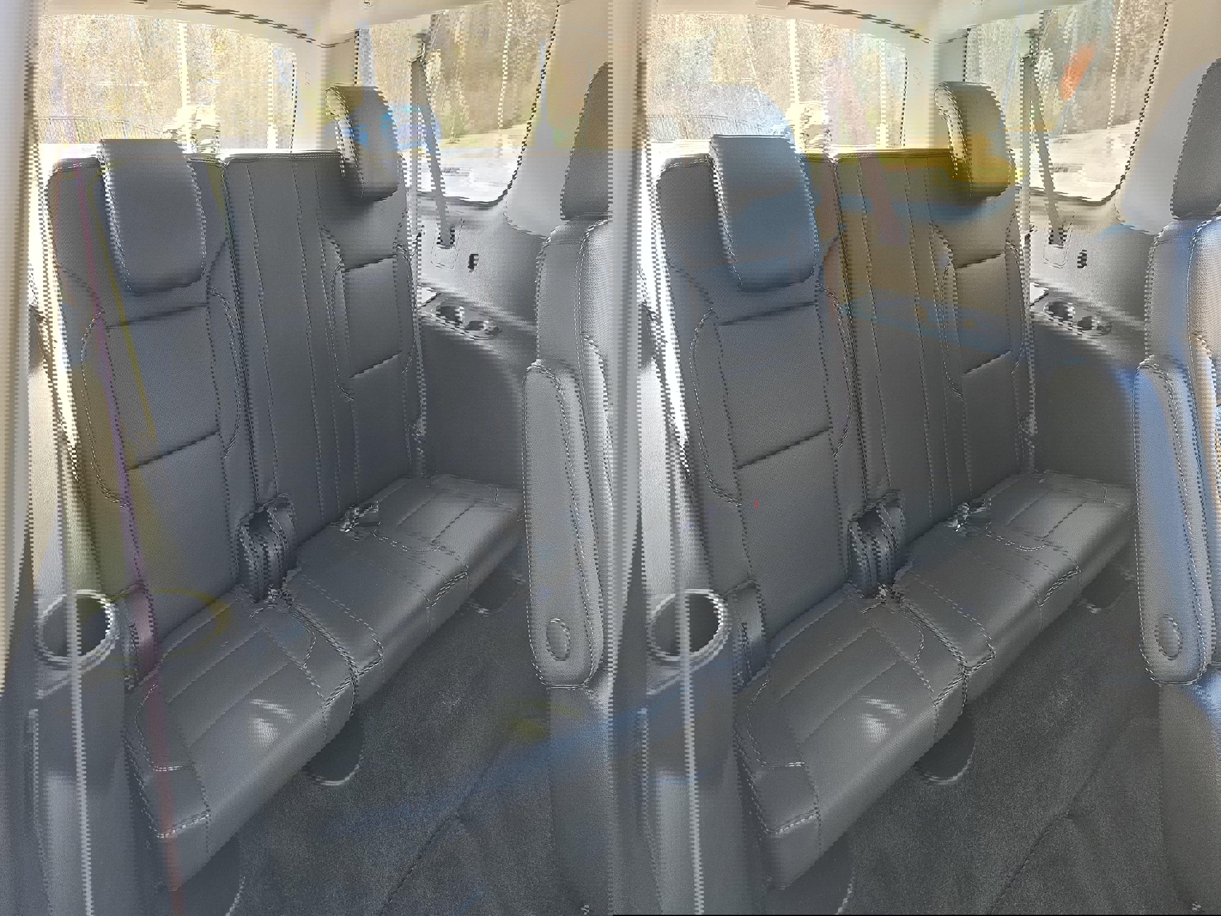 Used 2017 Chevrolet Suburban Premier image 12