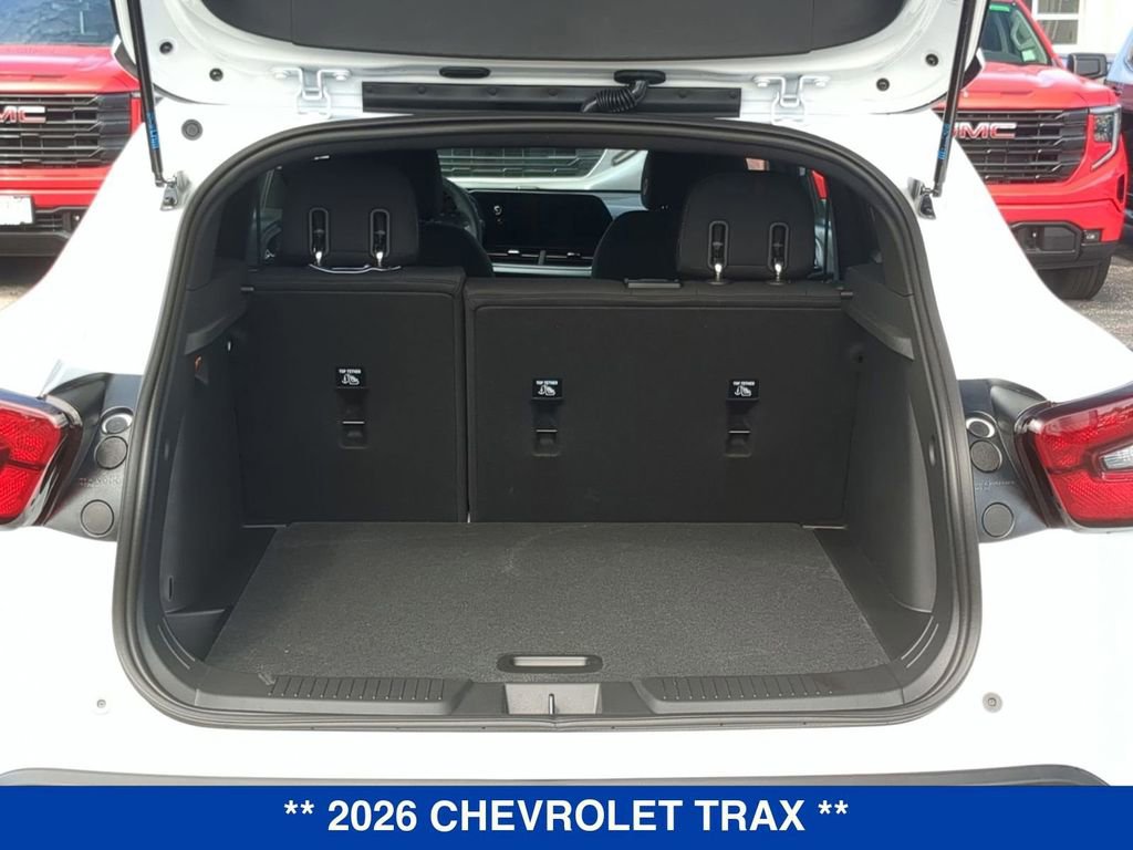 New 2026 Chevrolet Trax RS w/ Sunroof Package image 5