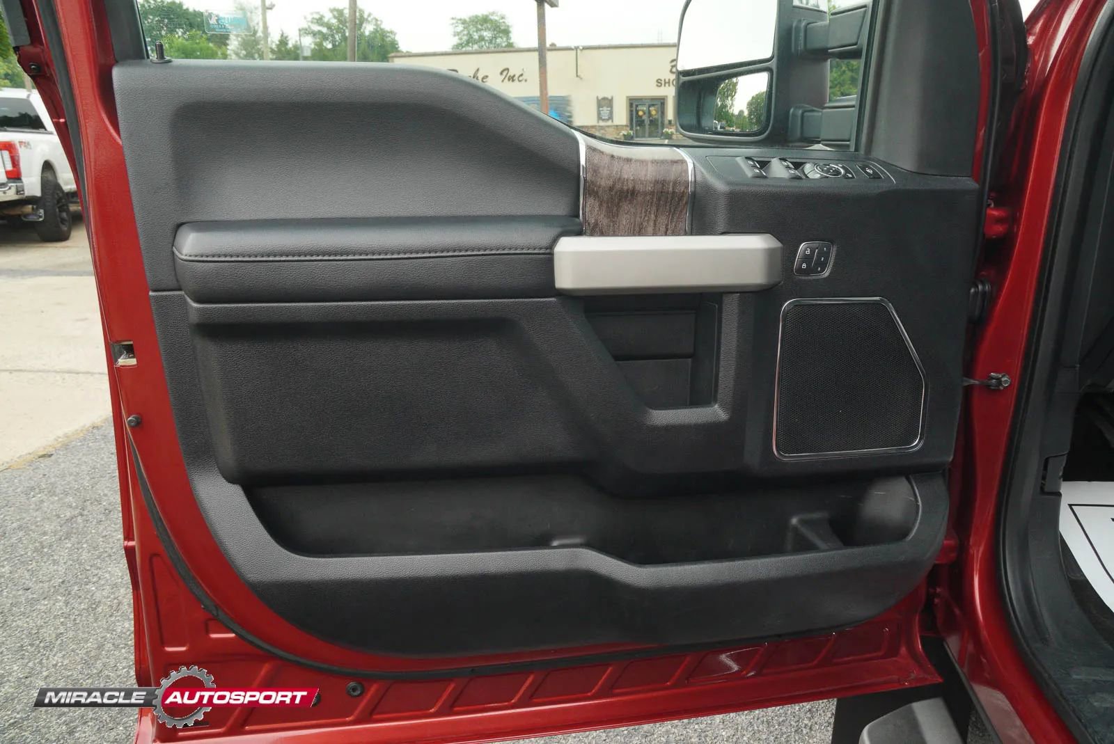 Used 2017 Ford F350 Lariat w/ Lariat Ultimate Package image 15