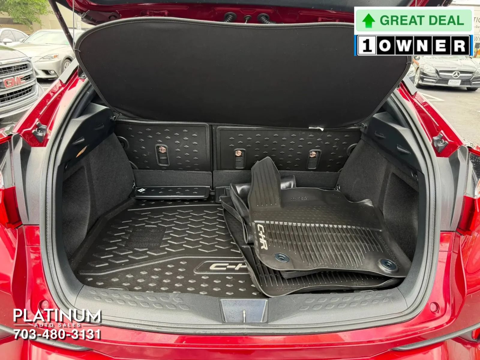 Used 2019 Toyota C-HR XLE FWD image 16