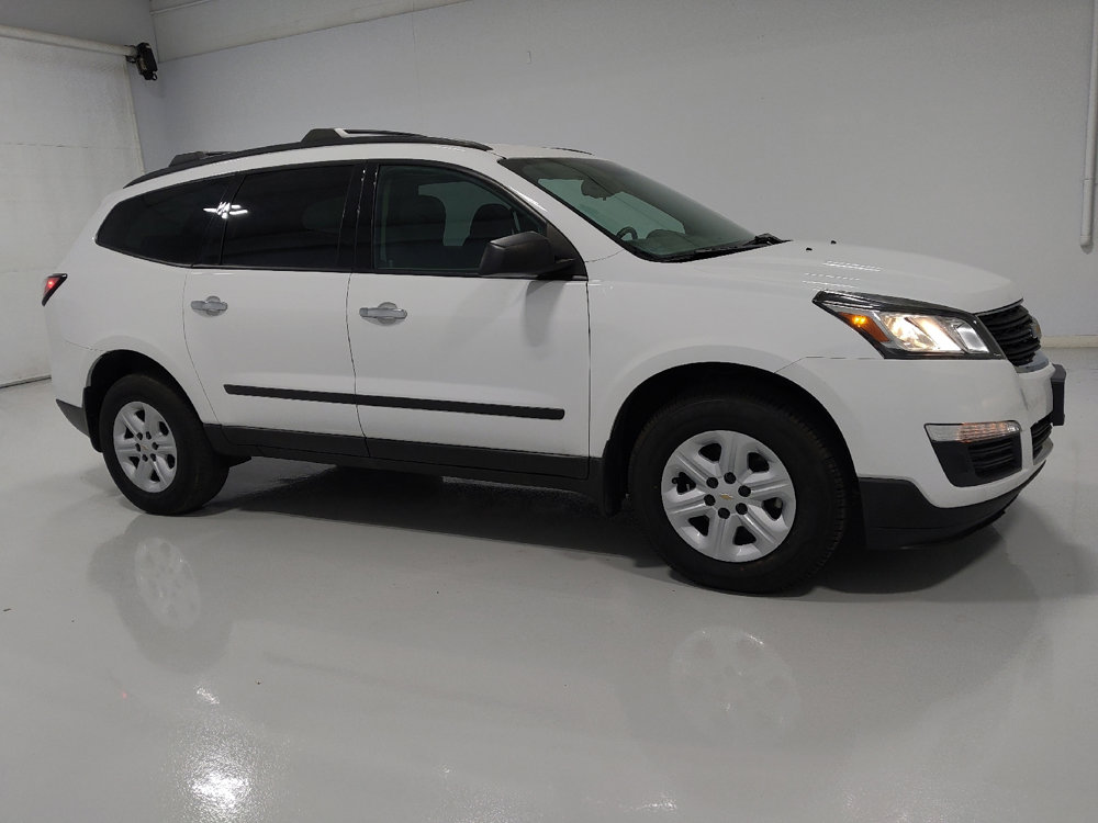 Used 2017 Chevrolet Traverse LS image 11