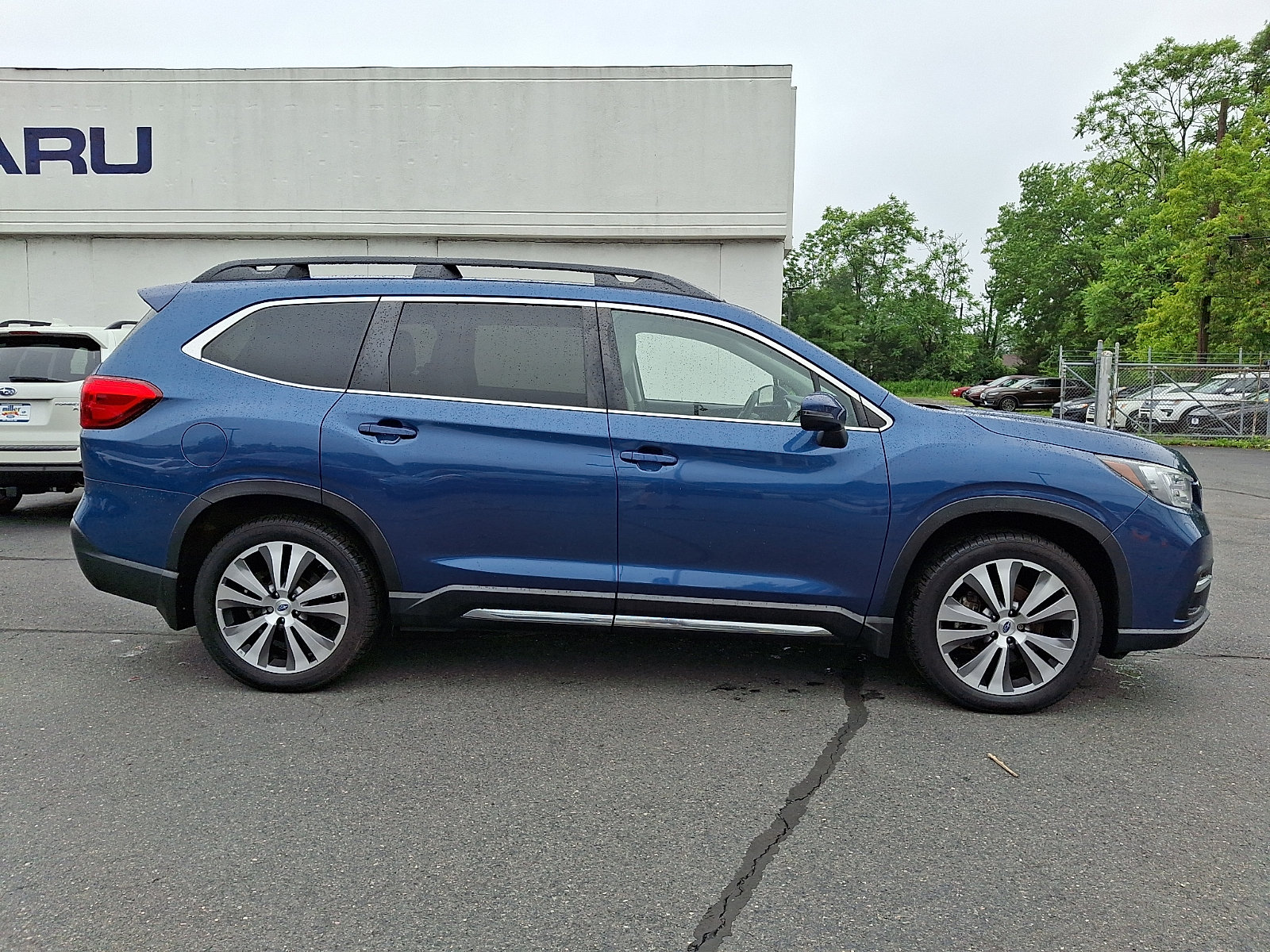 Used 2022 Subaru Ascent Limited w/ Technology Package AWD/4WD image 8