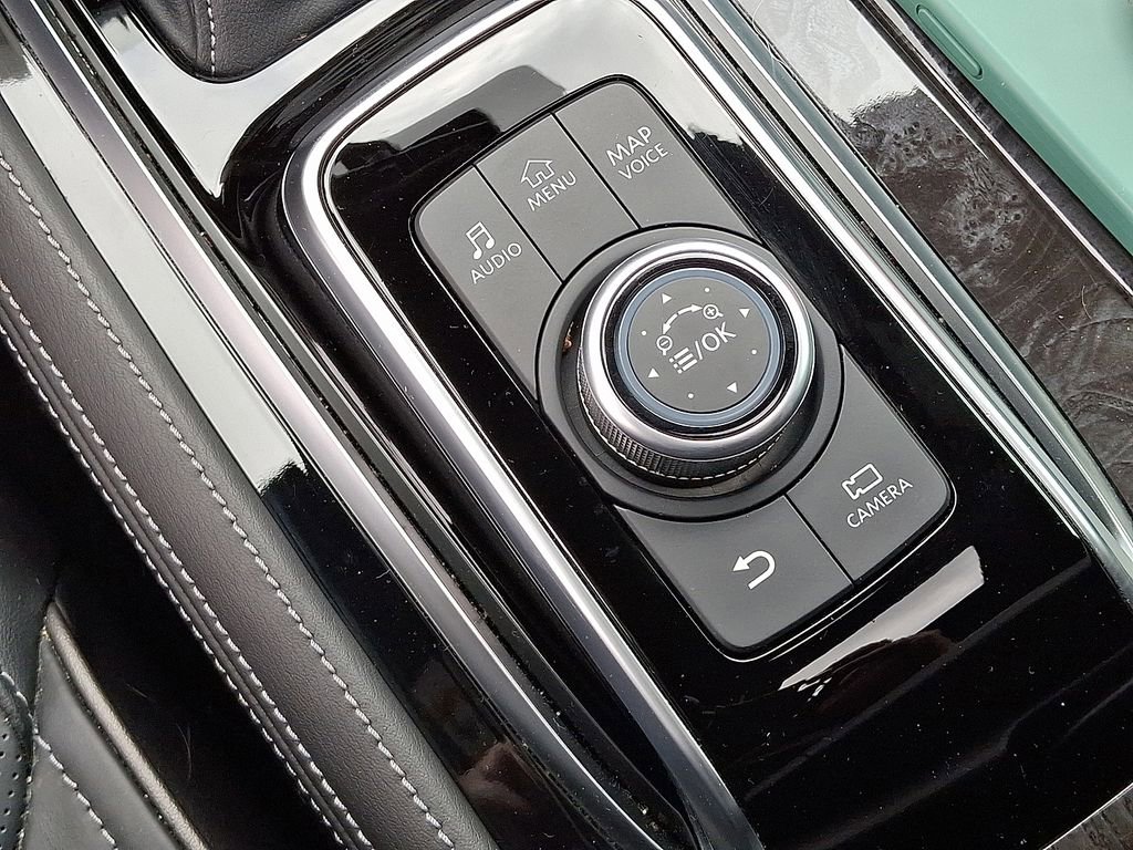 Used 2024 INFINITI QX80 Sensory image 25