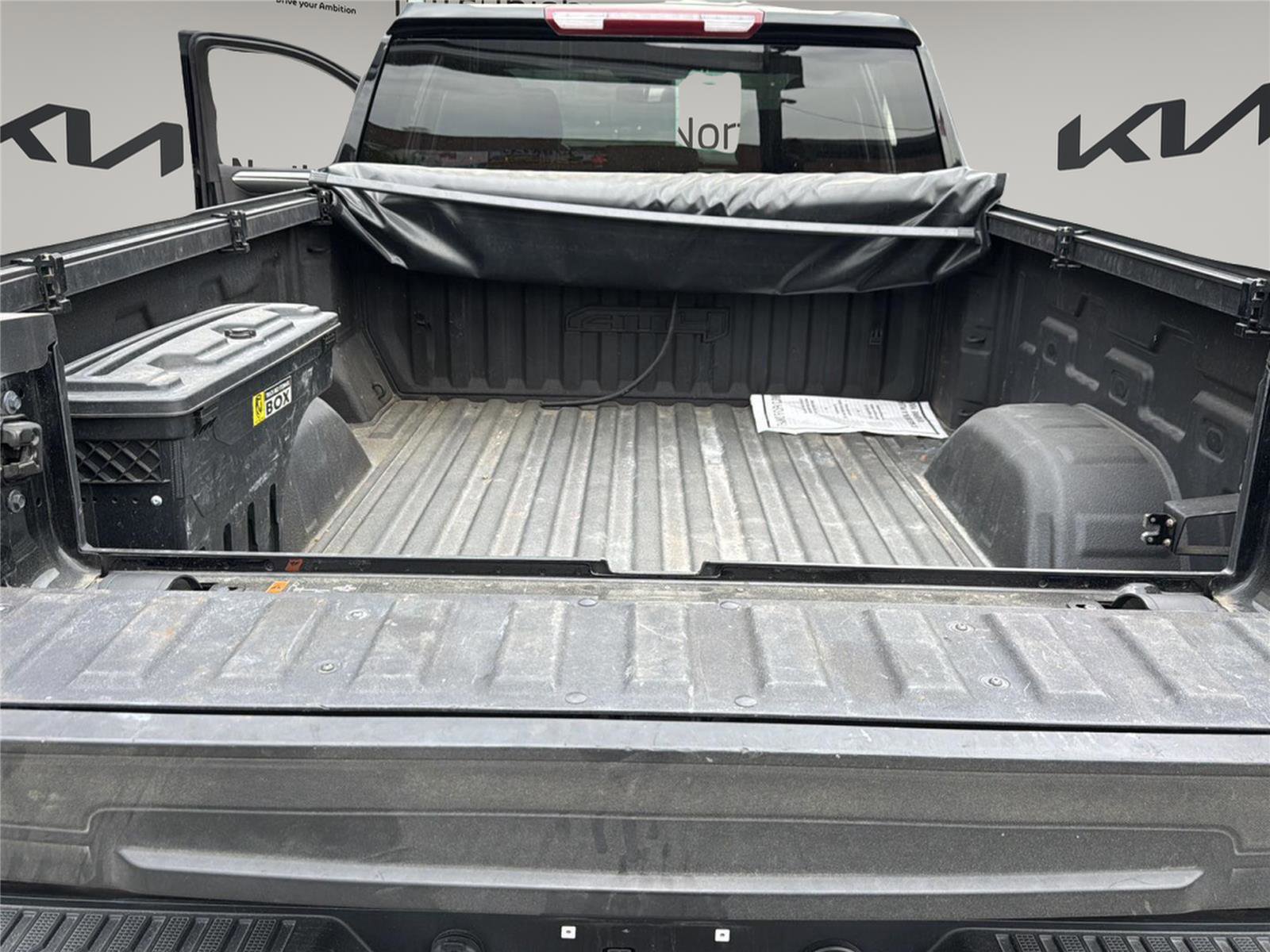 Used 2022 GMC Sierra 1500 AT4 AWD/4WD image 25