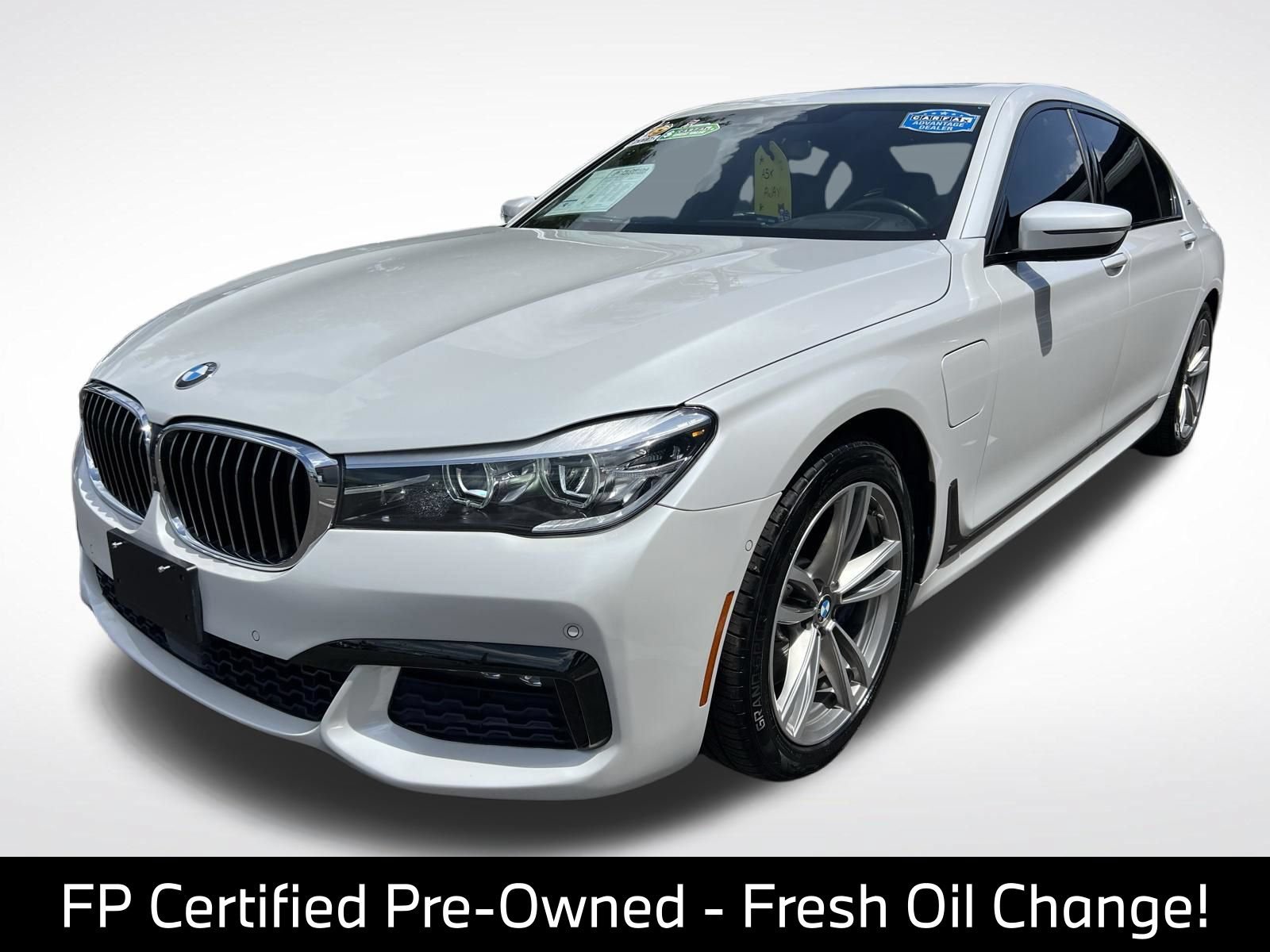 Used 2018 BMW 740e xDrive w/ M Sport Package AWD/4WD image 4