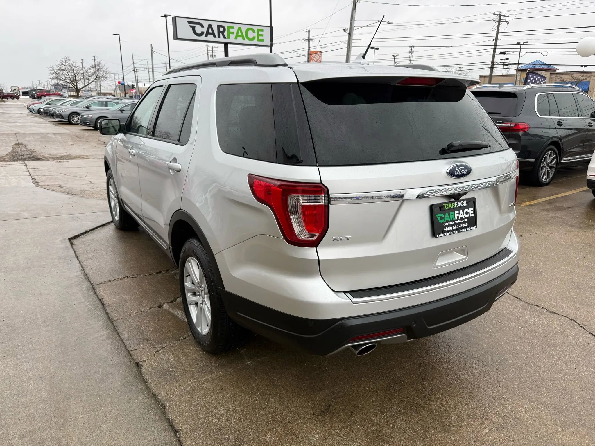 Used 2018 Ford Explorer XLT w/ Equipment Group 202A image 8