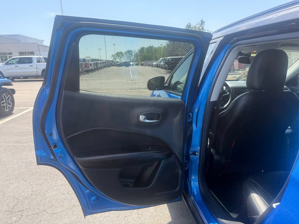 Used 2021 Jeep Compass Trailhawk AWD/4WD image 29
