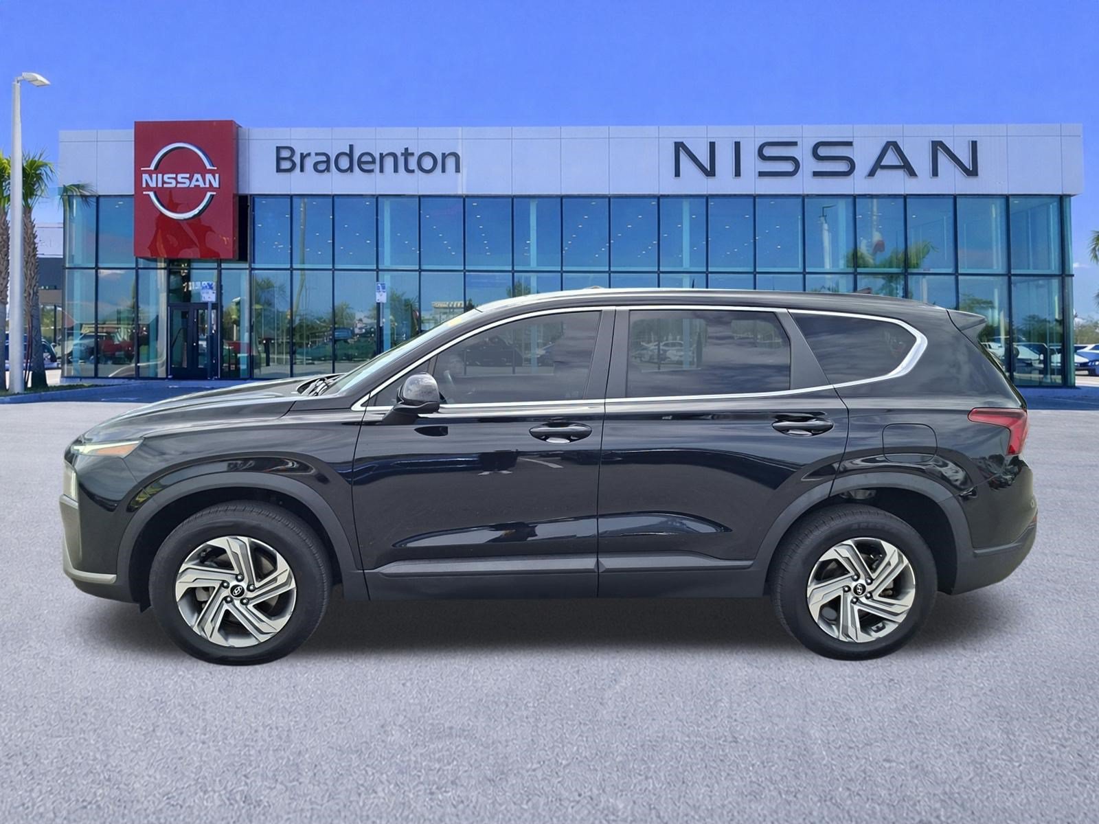 Used 2021 Hyundai Santa Fe SE AWD/4WD image 8