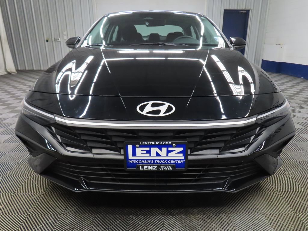 Used 2024 Hyundai Elantra SEL FWD image 42