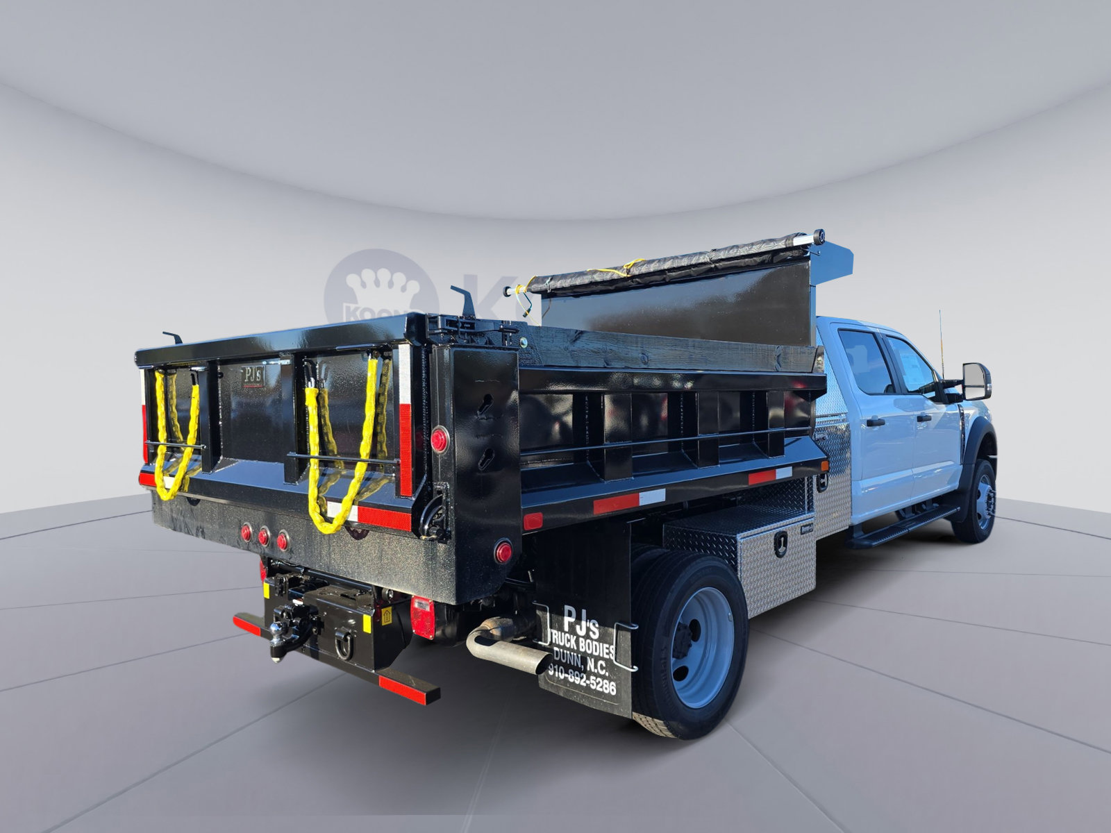 New 2026 Ford F450 XL w/ XL Chrome Package image 7