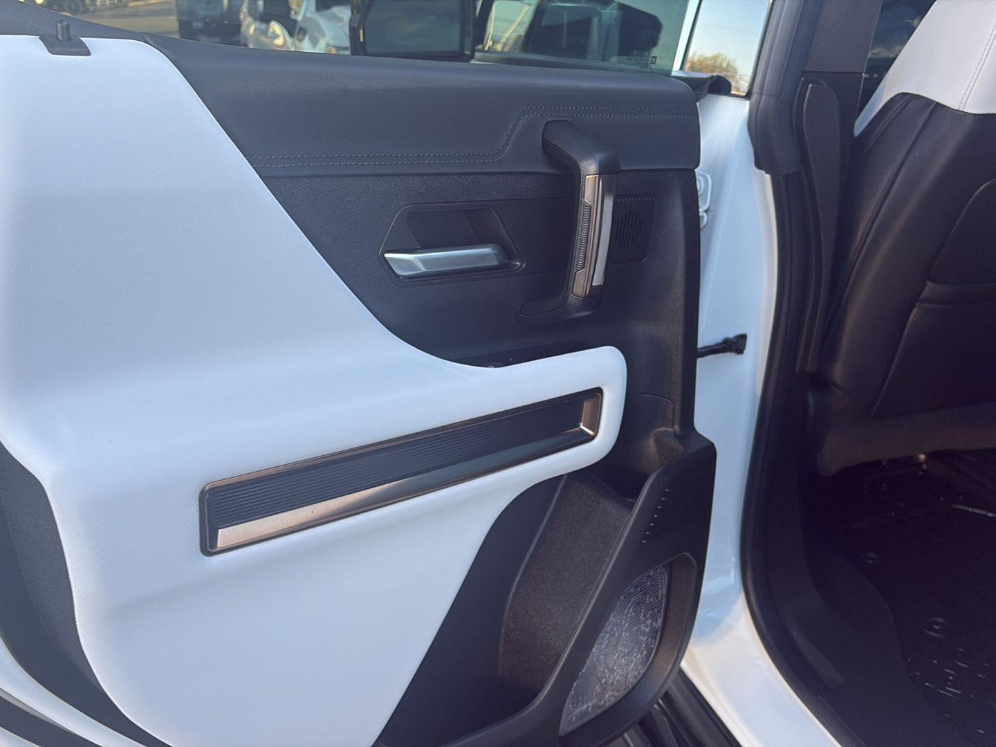 Used 2024 GMC Hummer EV 3X image 37