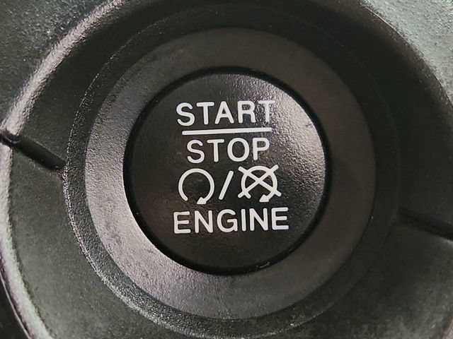 Used 2020 Jeep Renegade Limited w/ LED Lighting Group AWD/4WD image 16