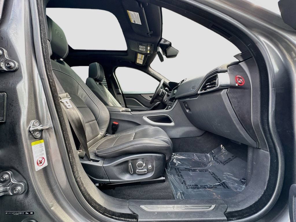 Used 2018 Jaguar F-PACE S AWD/4WD image 27