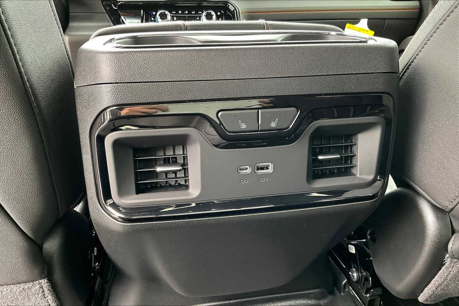 New 2025 GMC Sierra 1500 AT4 w/ AT4 Premium Package image 14