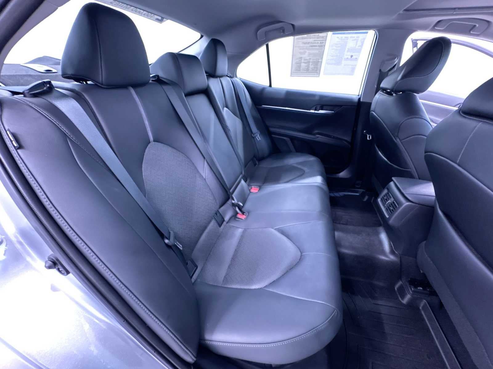 Used 2024 Toyota Camry XLE FWD image 37