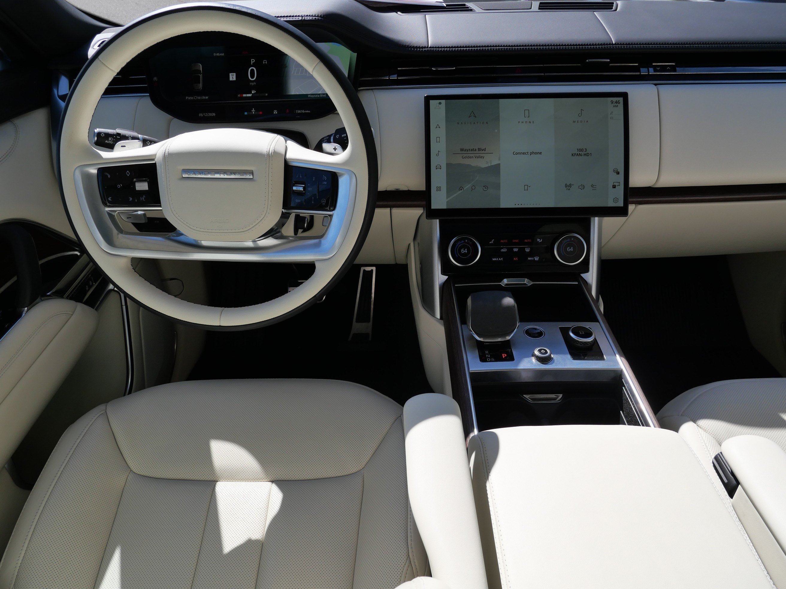 Certified 2023 Land Rover Range Rover Autobiography AWD/4WD image 22