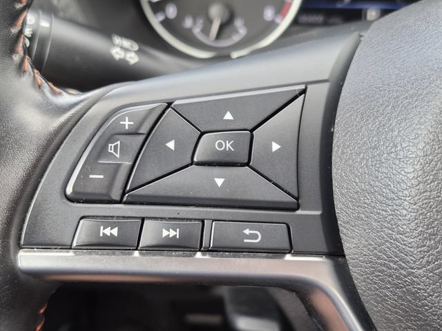 Used 2025 Nissan Sentra SR w/ Midnight Edition FWD image 12