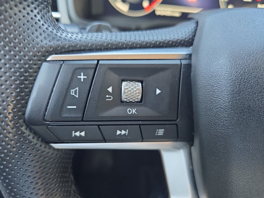 Used 2024 Mitsubishi Outlander SEL AWD/4WD image 33
