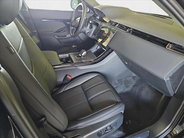 New 2025 Land Rover Range Rover Evoque Dynamic SE image 5