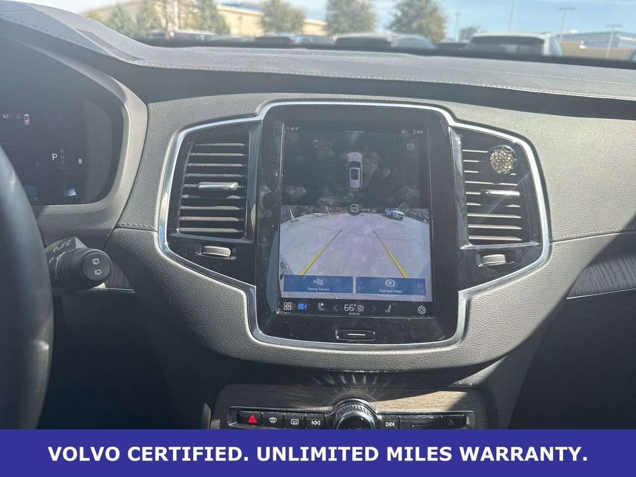 Certified 2023 Volvo XC90 B6 Ultimate image 28