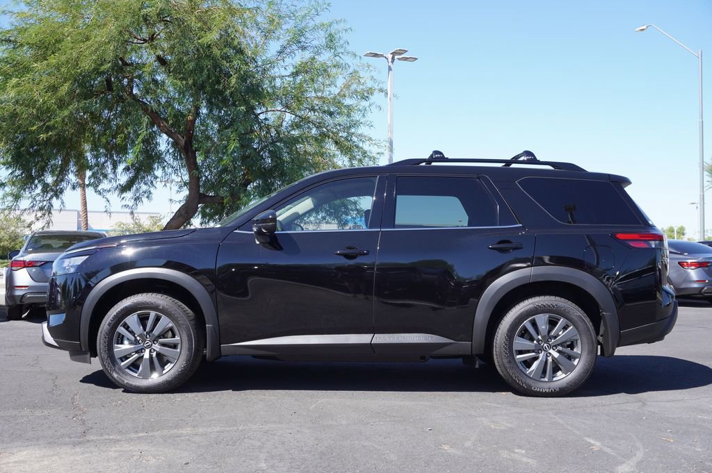 New 2025 Nissan Pathfinder SV image 2