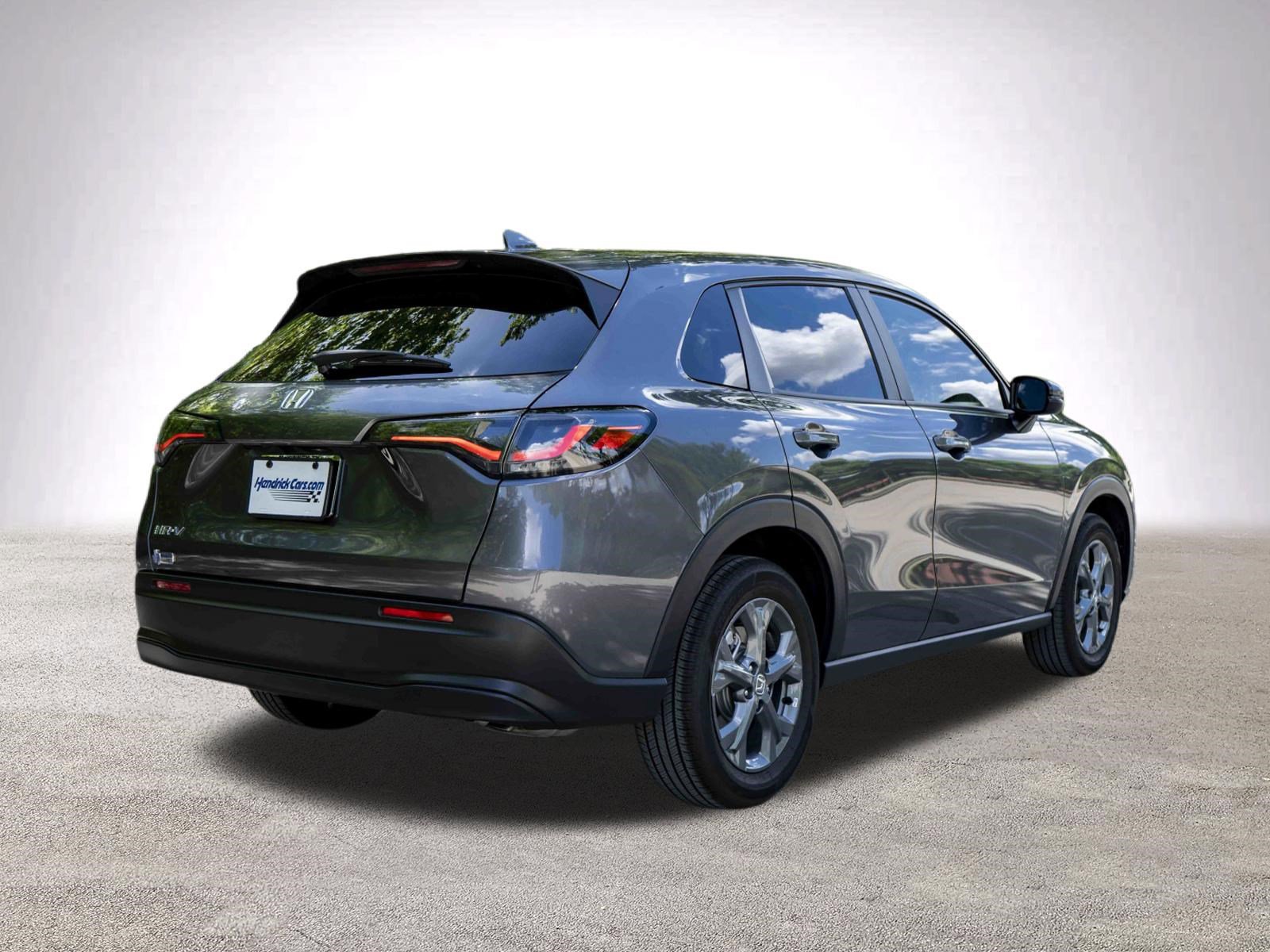 Used 2026 Honda HR-V LX image 9