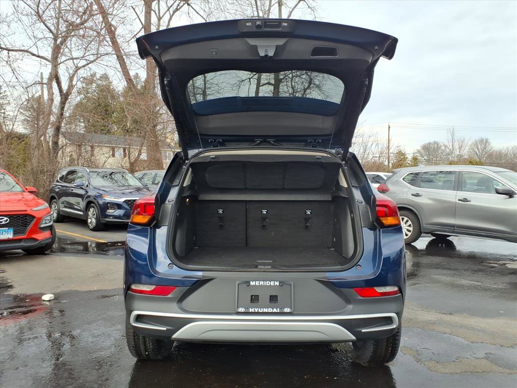 Used 2023 Buick Encore GX Select FWD image 10