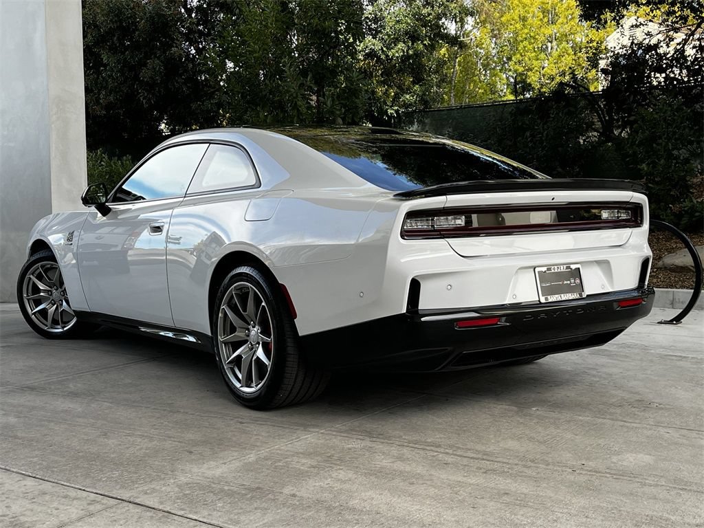 New 2025 Dodge Charger Daytona Scat Pack w/ Track Pack AWD/4WD image 4