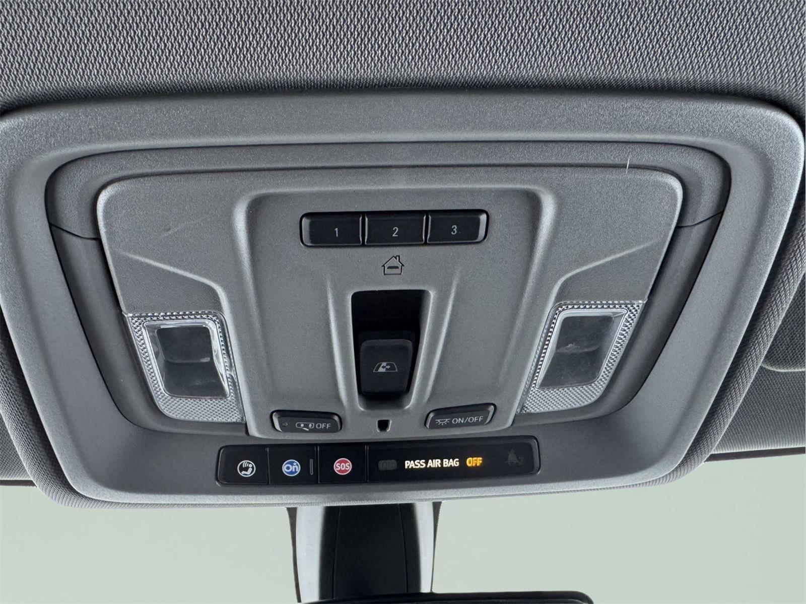 Used 2020 Chevrolet Silverado 1500 LT w/ All-Star Edition image 29