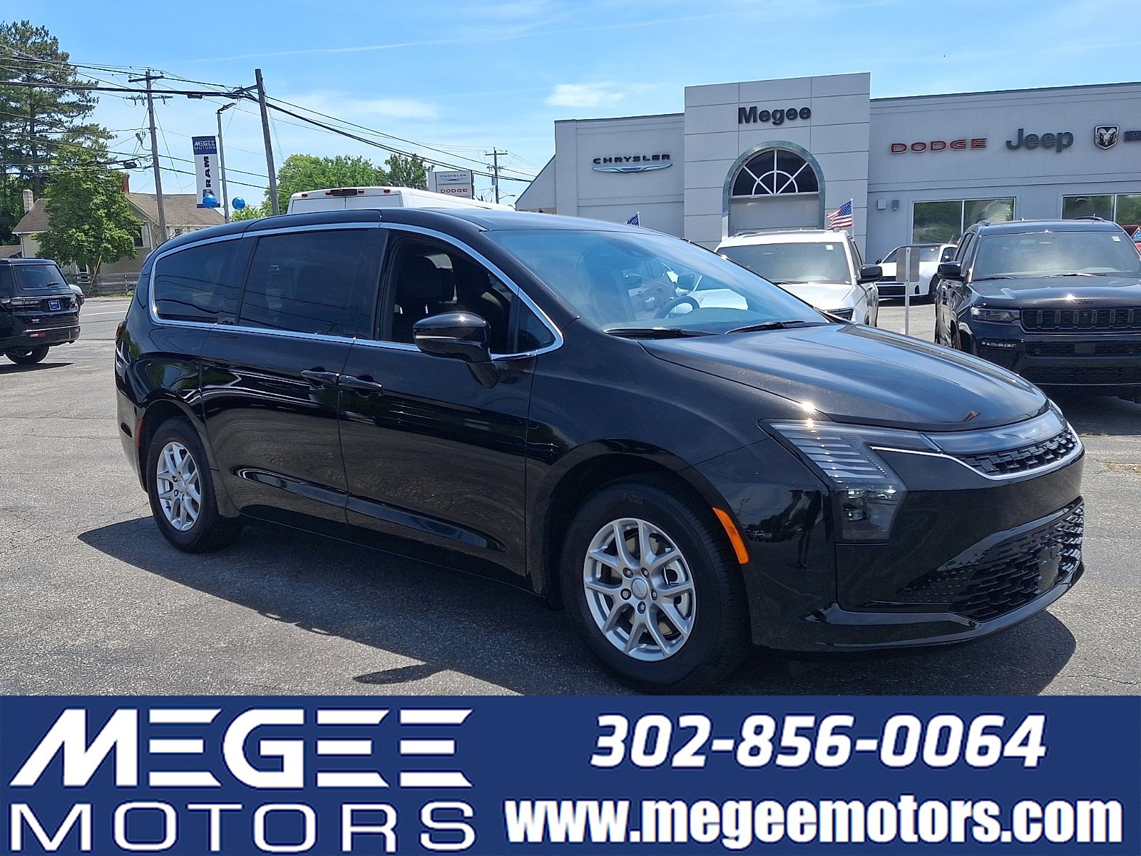 New 2027 Chrysler Pacifica Select