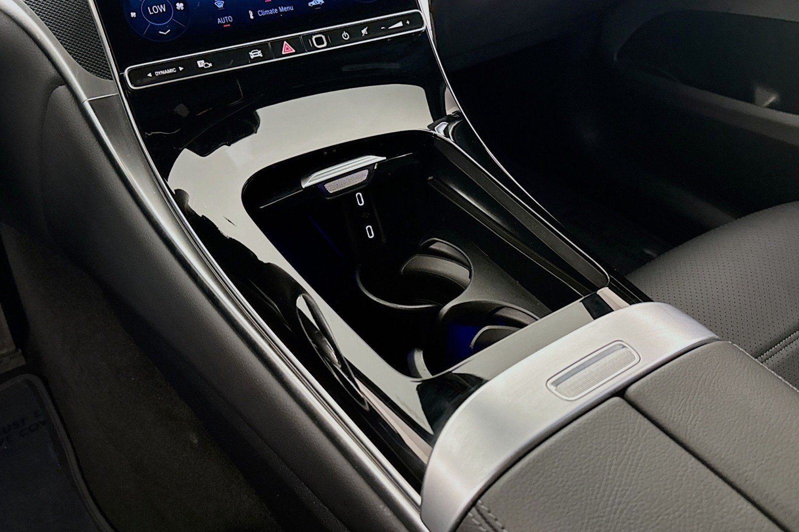 Certified 2026 Mercedes-Benz GLC 300 image 7