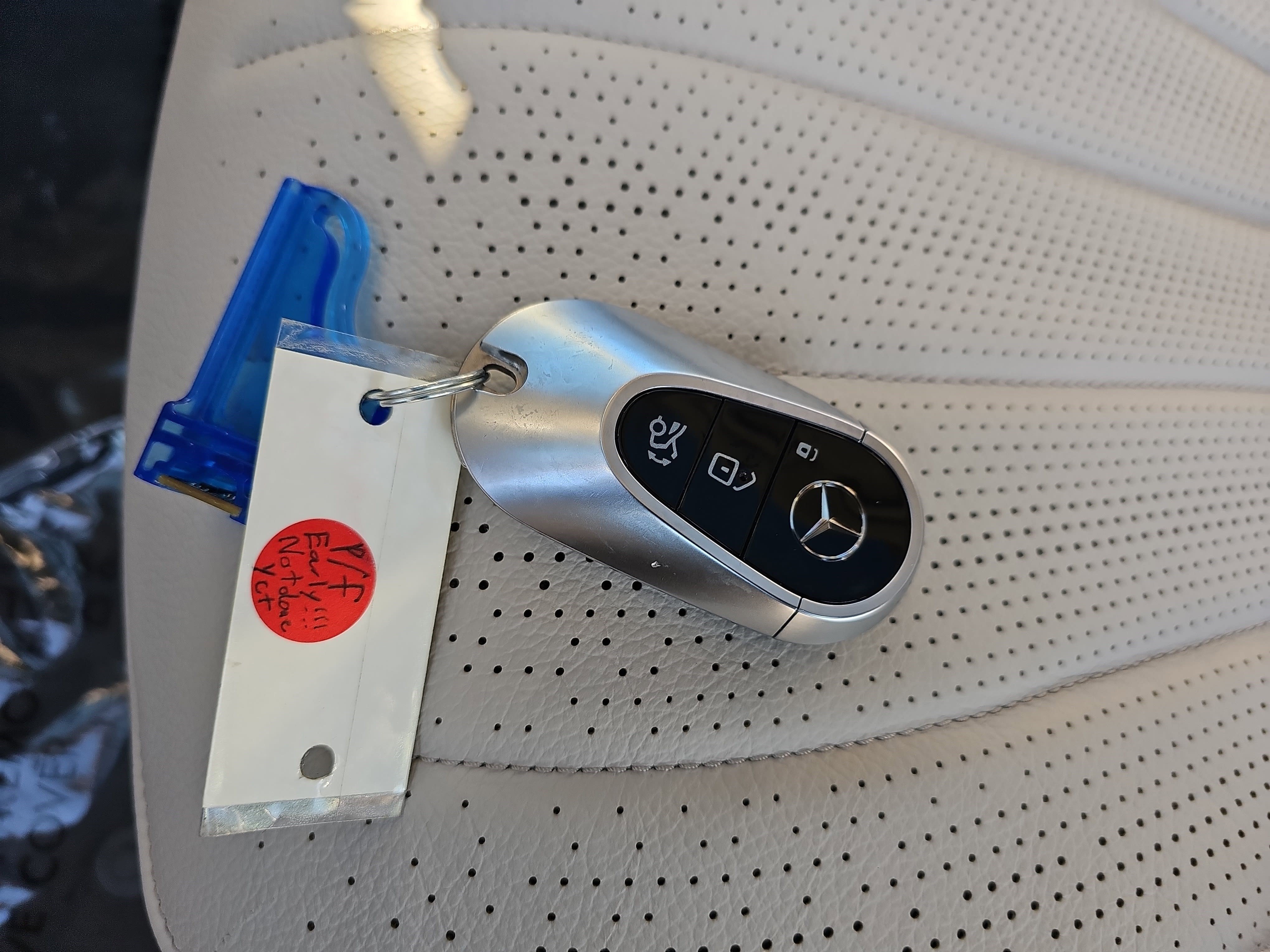 Certified 2023 Mercedes-Benz S 500 4MATIC image 38