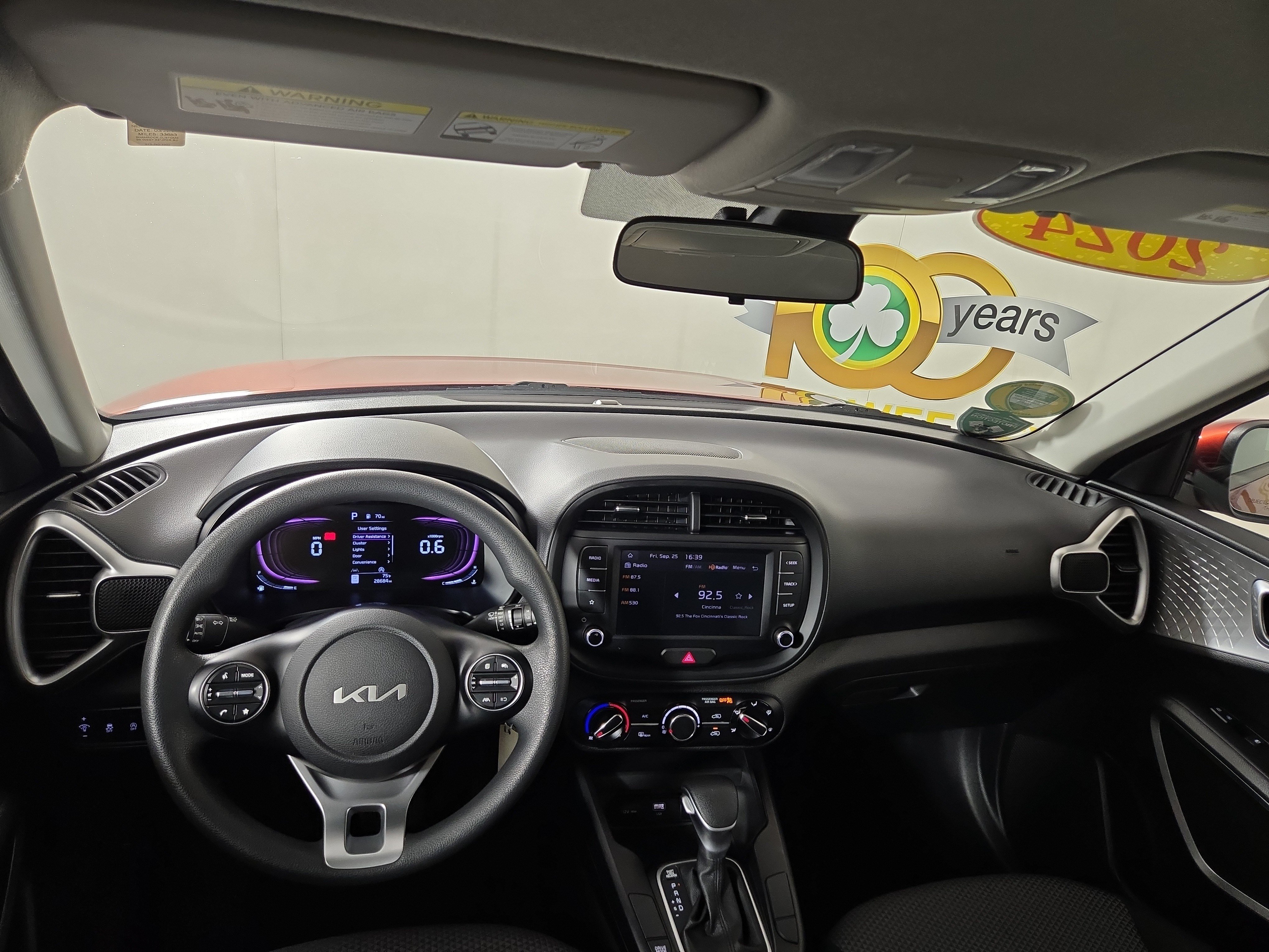 Used 2024 Kia Soul LX w/ LX Technology Package FWD image 14