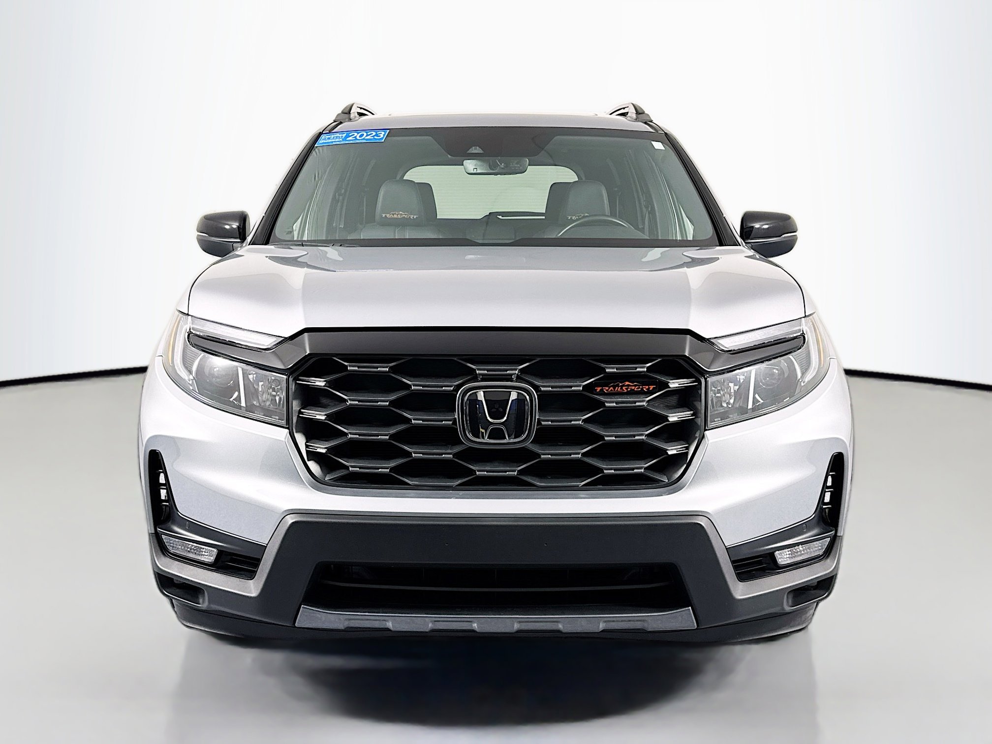 Certified 2023 Honda Passport TrailSport image 2