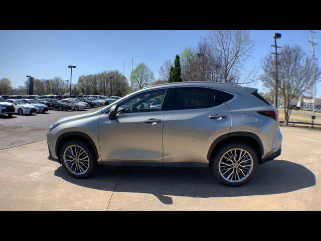 Certified 2022 Lexus NX 350h AWD w/ Vision Package image 5