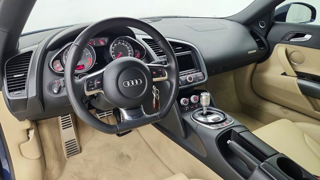 Used 2008 Audi R8 V8 image 27
