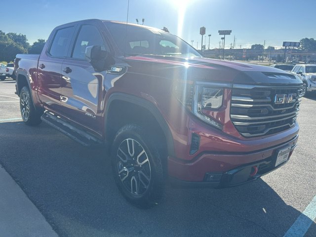 Used 2026 GMC Sierra 1500 AT4 w/ AT4 Premium Package AWD/4WD image 6