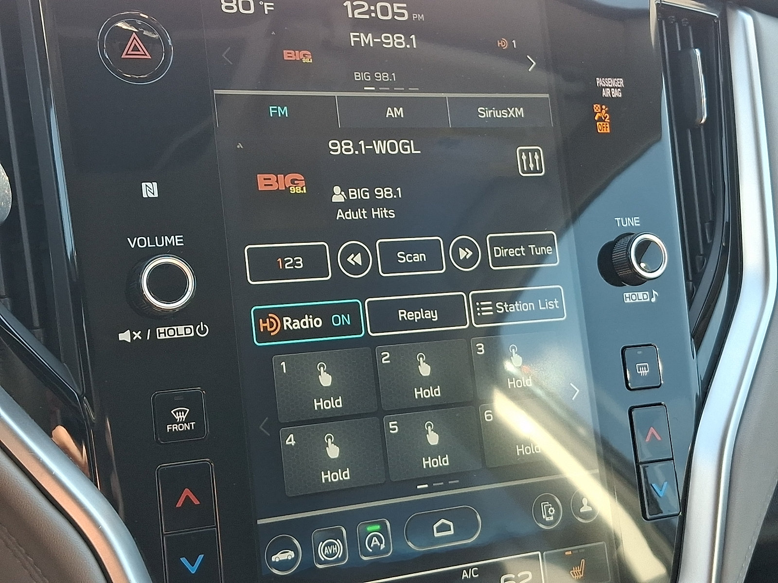 Certified 2025 Subaru Outback Premium AWD/4WD image 17