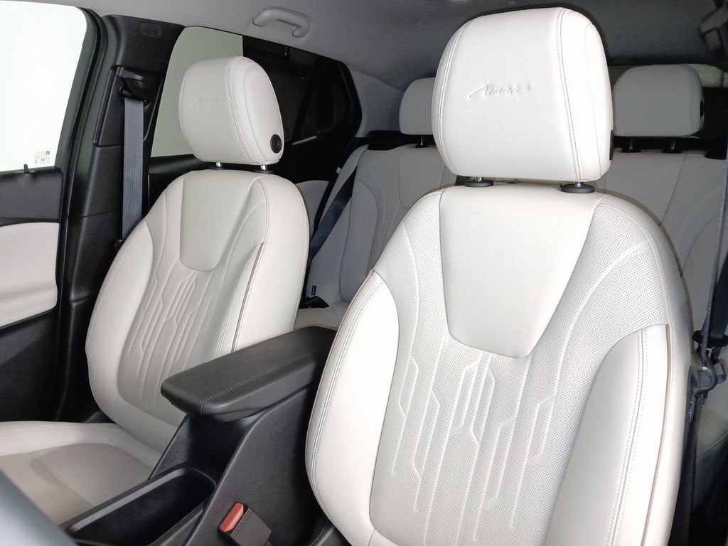 Used 2024 Buick Encore GX Avenir w/ Avenir Convenience Package image 11
