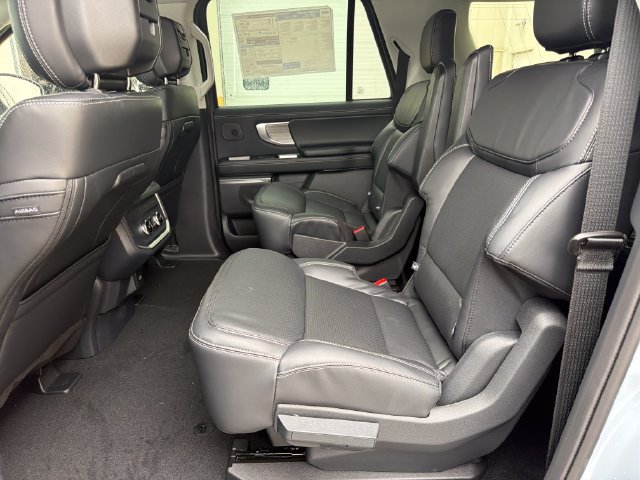 New 2027 Ford Expedition Max Platinum w/ Driver's Package AWD/4WD image 15