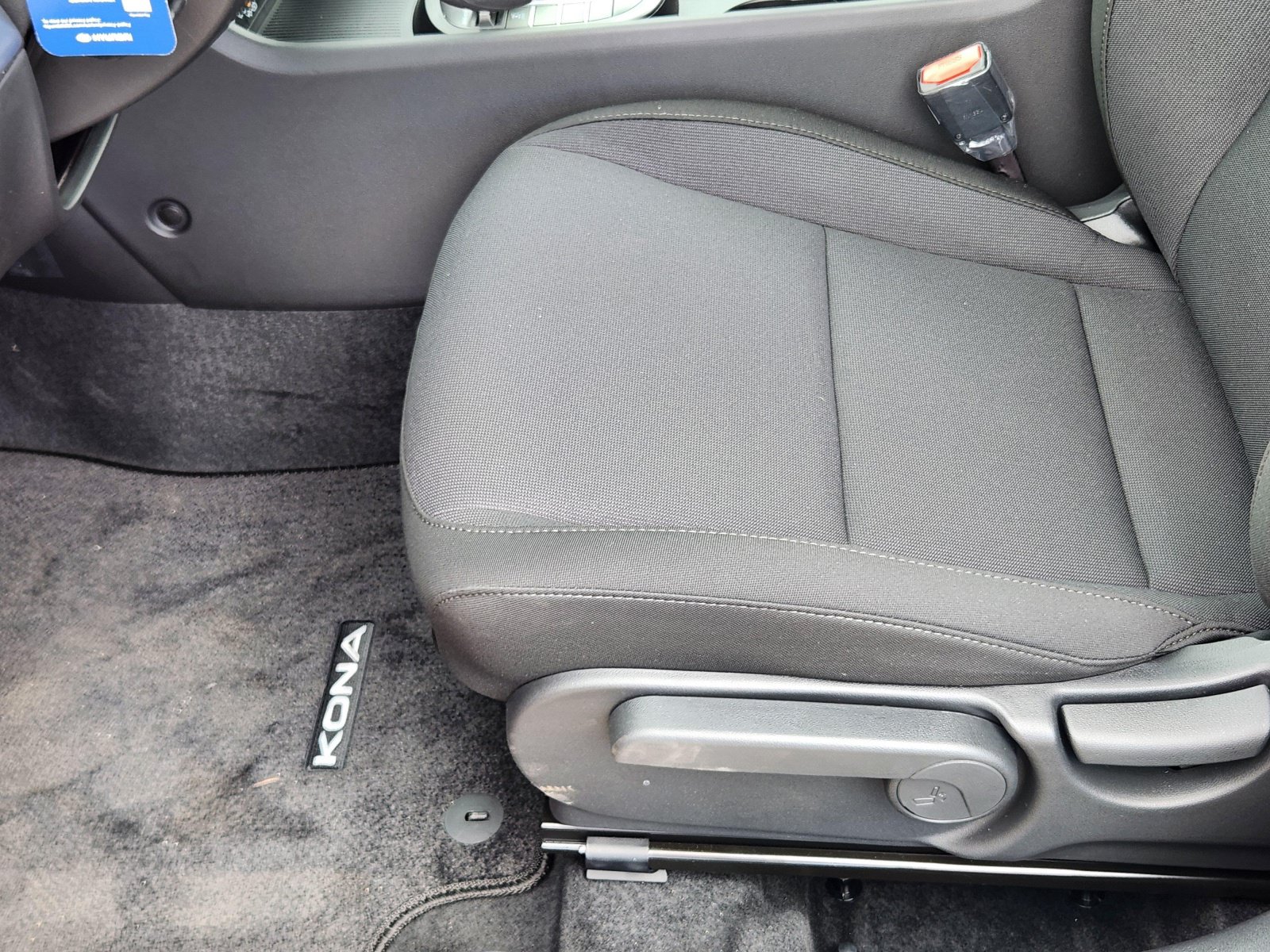 New 2026 Hyundai Kona SE AWD/4WD image 9