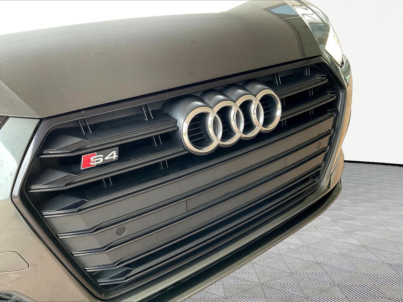 Used 2019 Audi S4 Premium Plus w/ Premium Plus Package AWD/4WD image 31