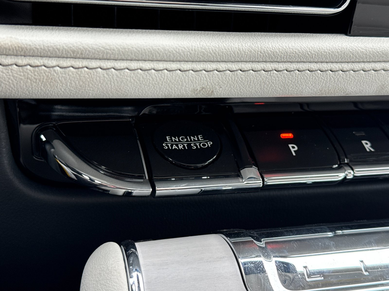 New 2026 Lincoln Aviator Reserve AWD/4WD image 23