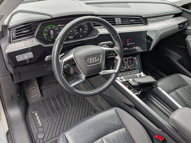 Used 2021 Audi e-tron Premium w/ Convenience Plus Package image 12