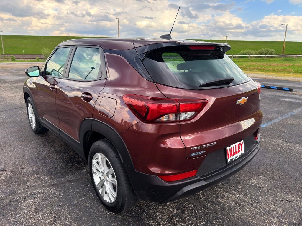 Used 2023 Chevrolet TrailBlazer LS FWD image 10