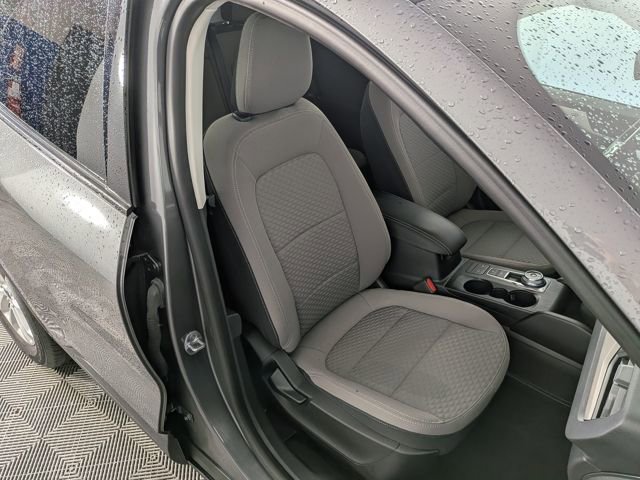 Used 2022 Ford Escape SE w/ Convenience Package image 30