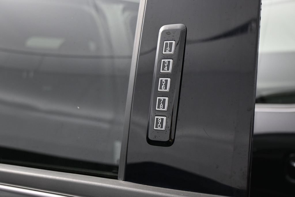 Used 2020 Ford F150 XLT w/ Equipment Group 302A Luxury AWD/4WD image 27