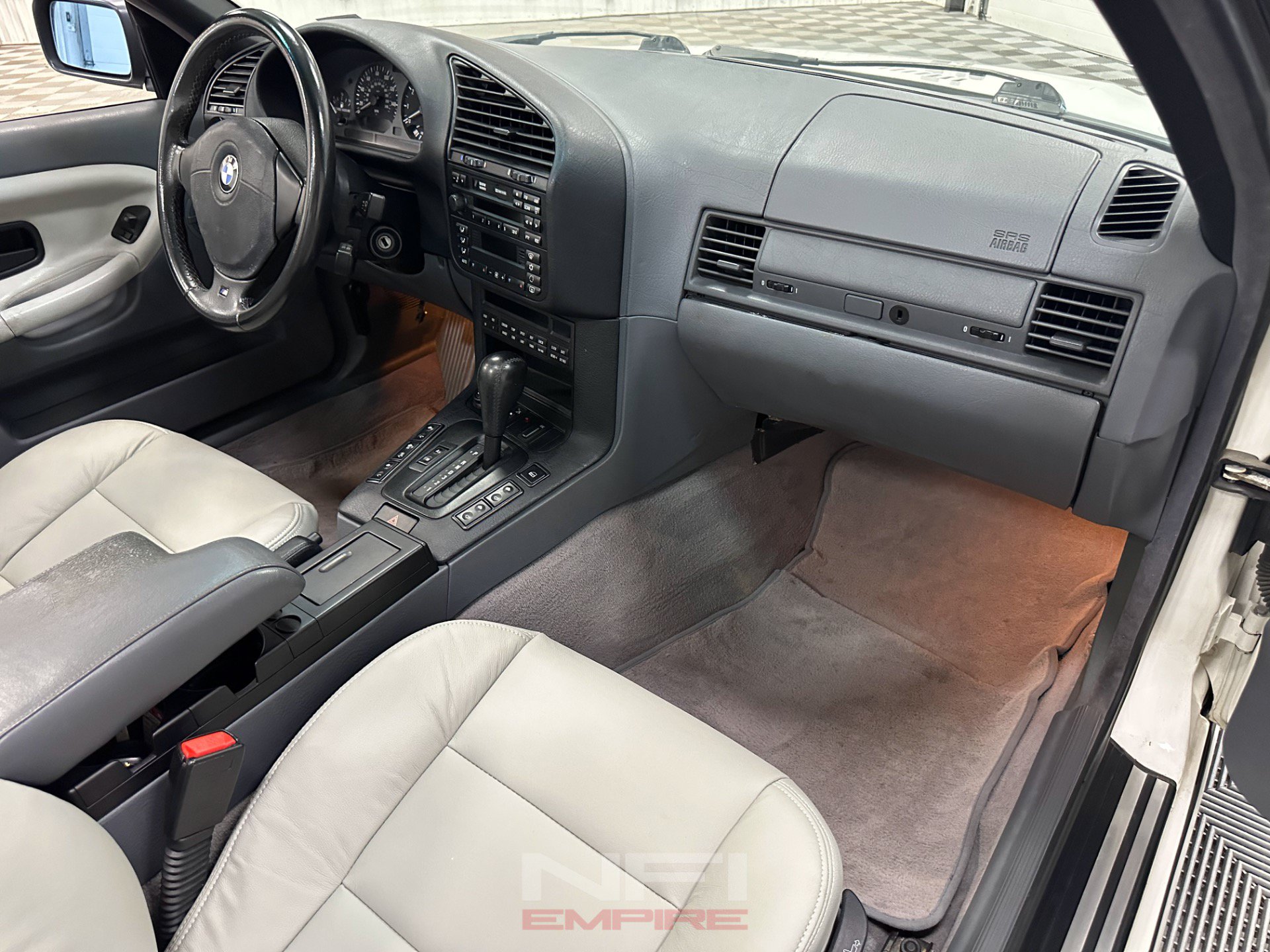 Used 1999 BMW 323i Convertible RWD image 43